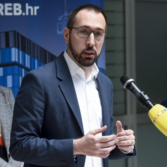 Danijela Dolenec i Tomislav Tomašević