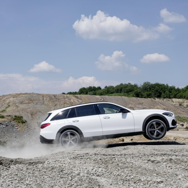 2022 Mercedes C-klasa All-Terrain