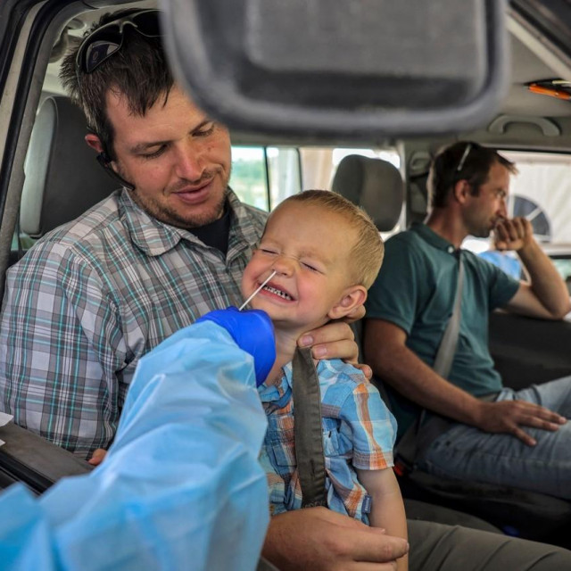 Testiranje djece na koronavirus u Izraelu