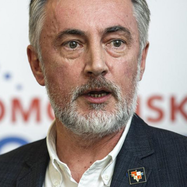 Miroslav Škoro