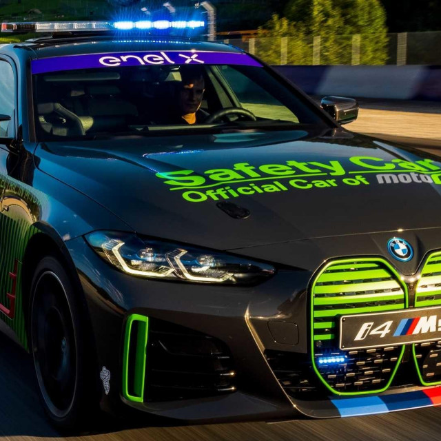 BMW i4 M50 Safety Car