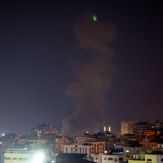 Izrael je napao uporišta Hamasa u Gazi