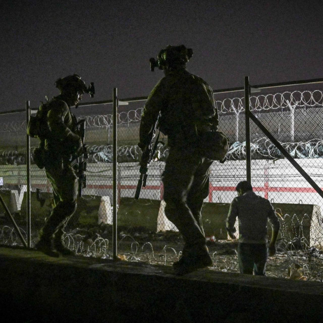 Vojnici NATO saveza na kabulskom aerodromu