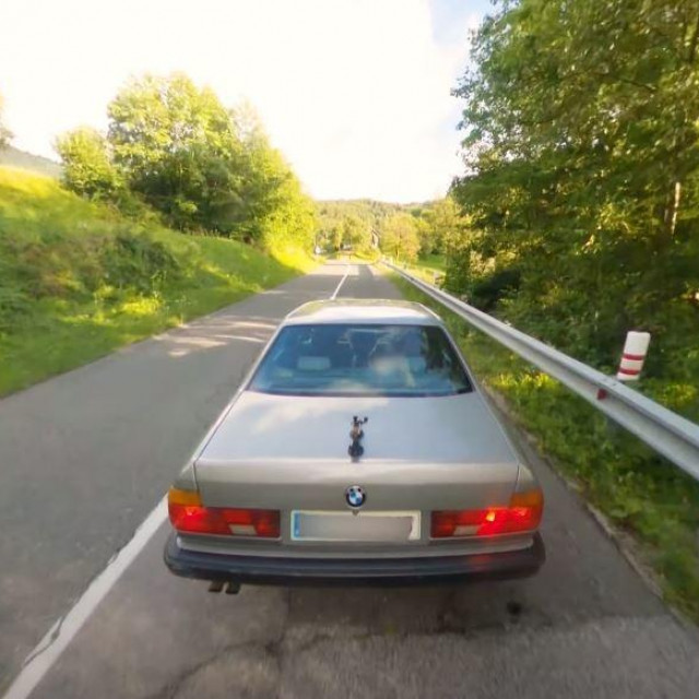 1986-94 BMW Serija 7 (E32)