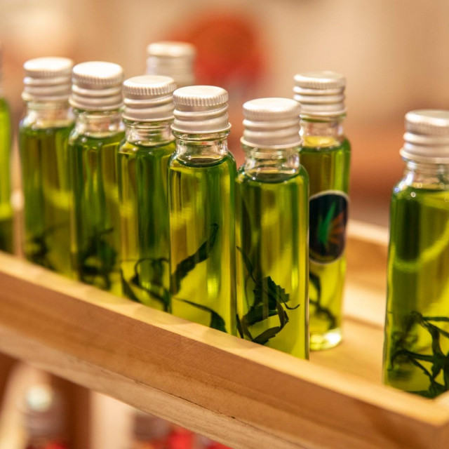 Ulje kanabisa, ilustracija