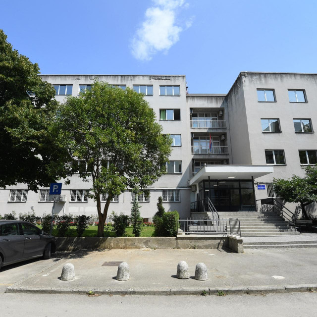 Srednjoškolski đacki dom u Zadru 