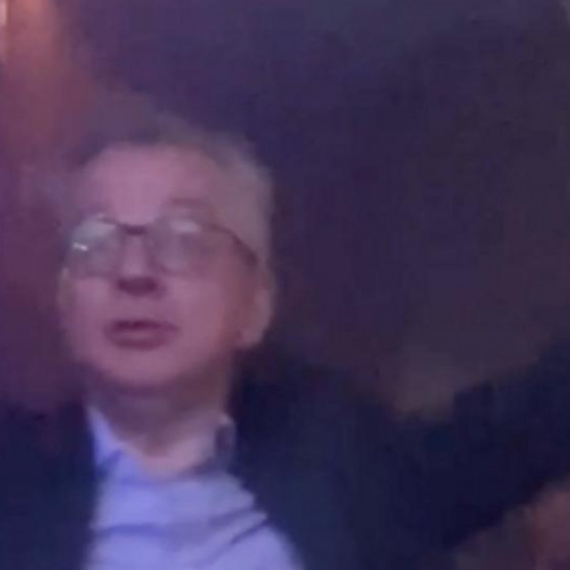 Michael Gove u noćnom klubu