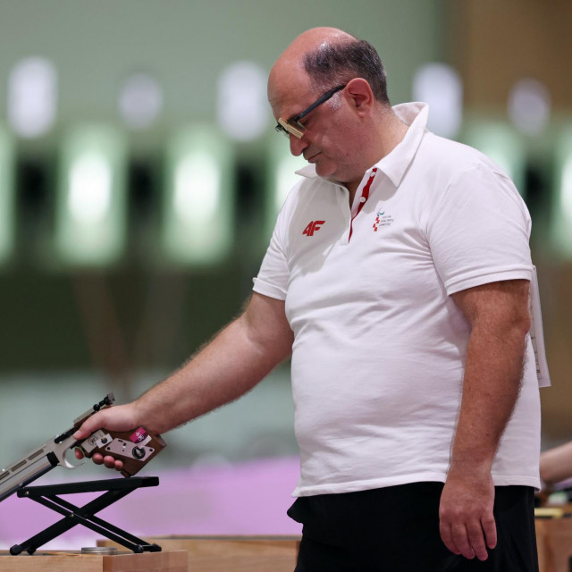 Damir Bošnjak