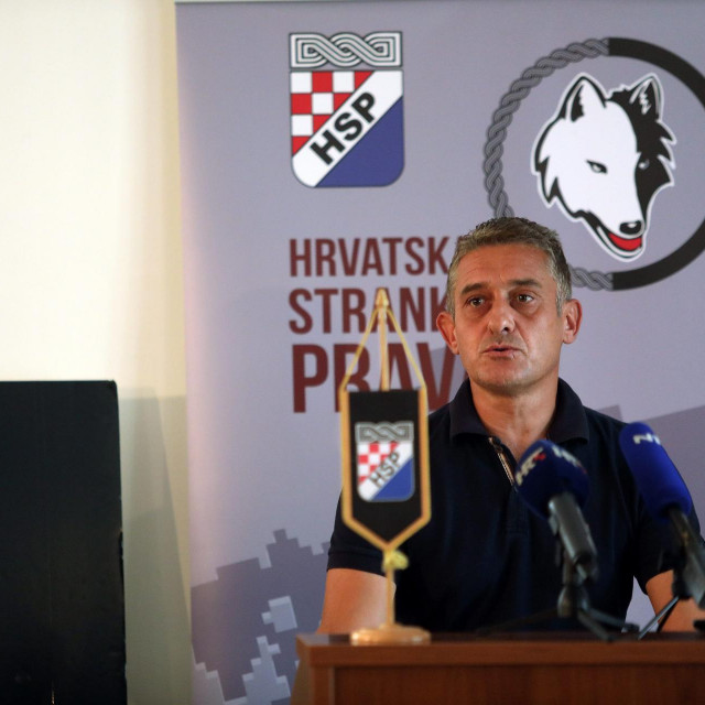 Nikica Augustinović