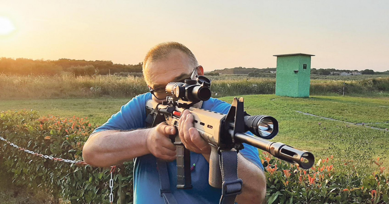 Jutarnji list - 'U dva sata se ispucaš i odeš doma sretan. Mi smo naoružani  i fini i svima nam je lijepo'