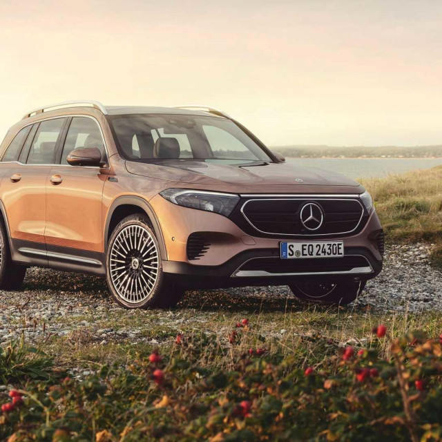 2022 Mercedes-Benz EQB 350