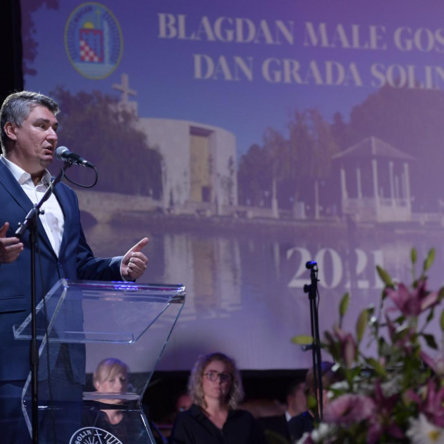 Svečana sjednica Gradskog vijeća Solina uoči Dana grada i blagdana Male Gospe.
 