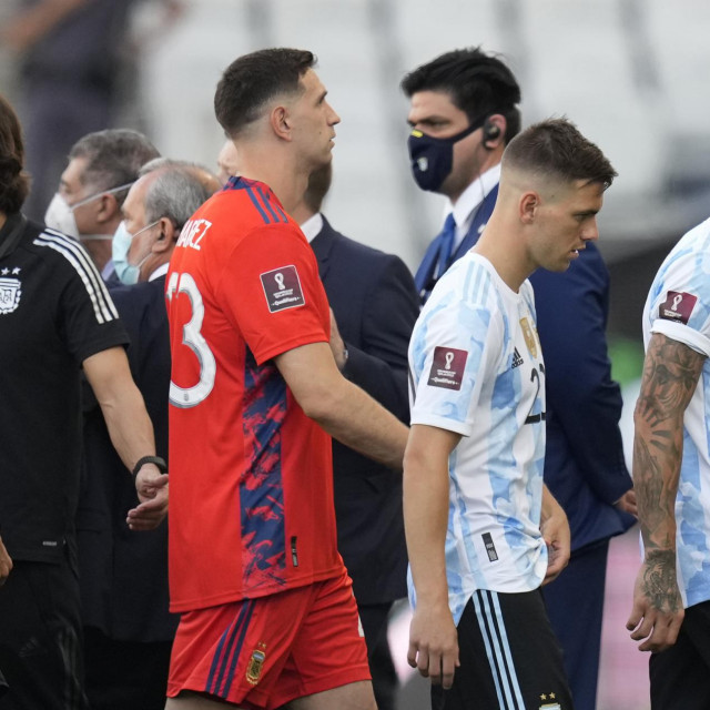 Giovani Lo Celso (u sredini)