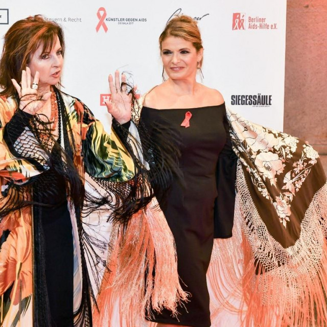Mayte Mateos (lijevo) i Maria Mendiola (desno), snimljene 2017.