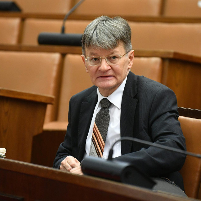 Radovan Dobronić tijekom saslušanja pred Odborom za pravosuđe Hrvatskog sabora