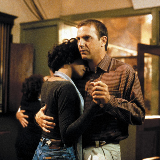 Kevin Costner i Whitney Houston u Tjelohranitelju