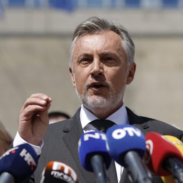 Miroslav Škoro