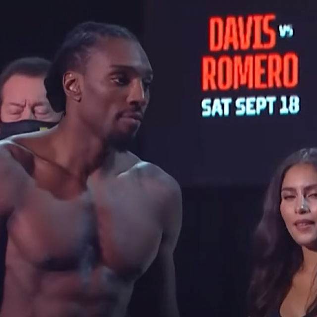Phil Davis vs. Yoel Romero