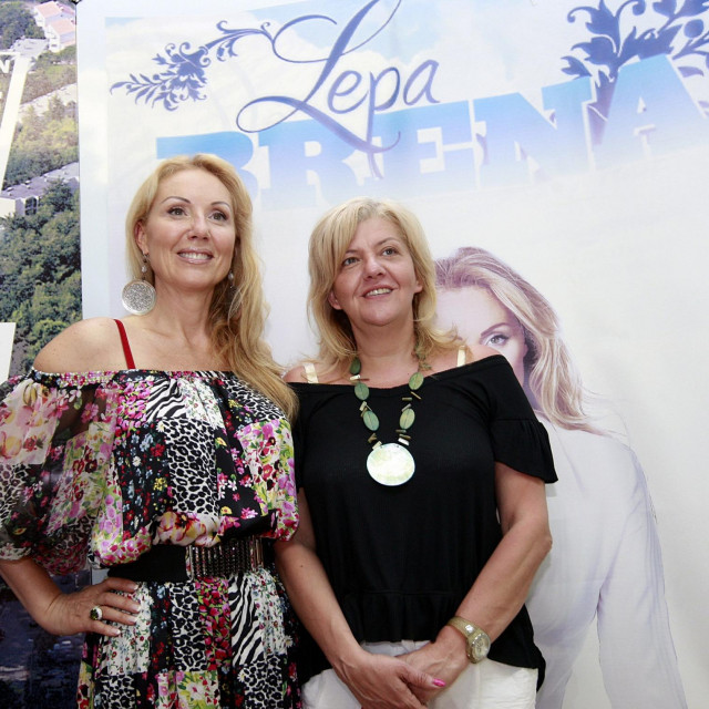 Marina Tucaković s Lepom Brenom
 