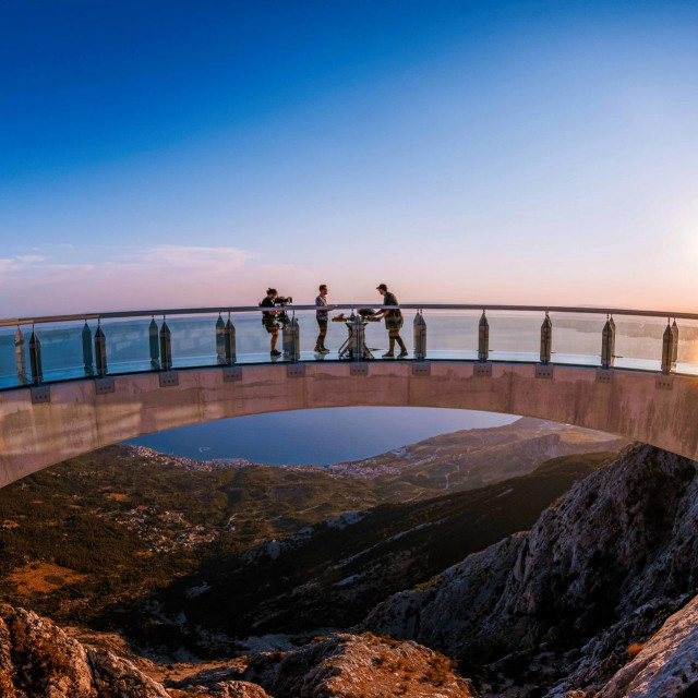 Duo Gorgon City prilikom snimanja ”Cercle Stories” na Biokovo Skywalku