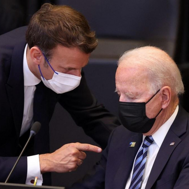 Emmanuel Macron i Joe Biden
