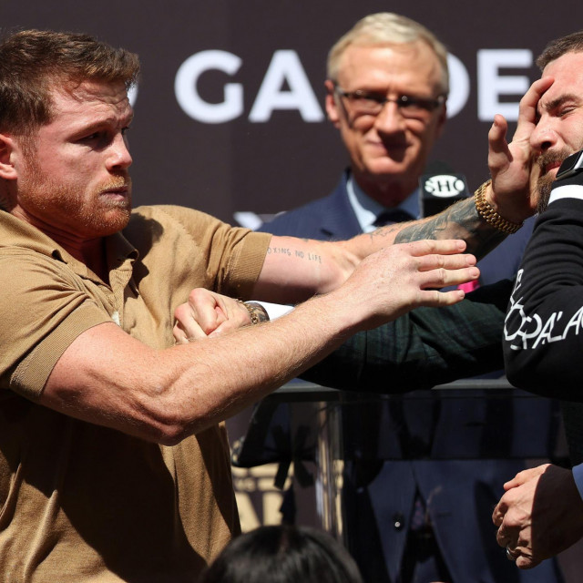Canelo Alvarez i Caleb Plant