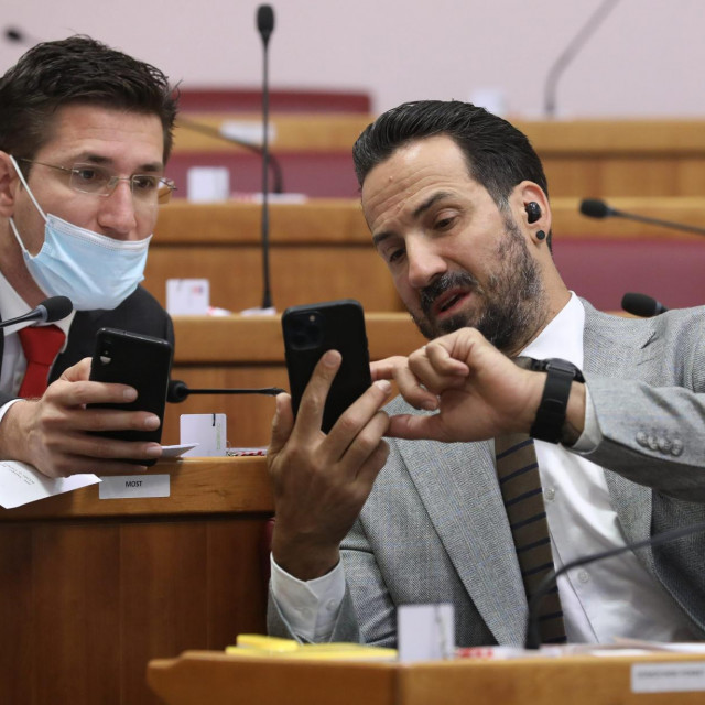 Marin Miletić (desno)