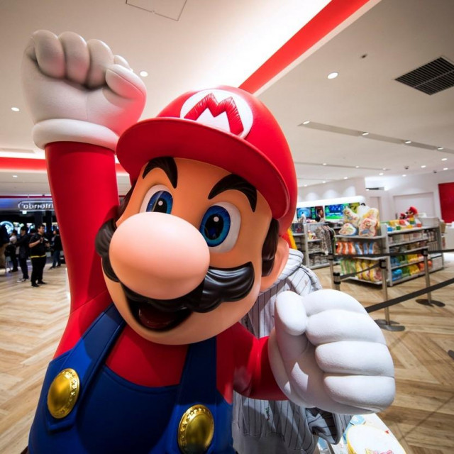 Super Mario