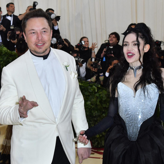 Elon Musk i Grimes na Met Gali 2018. godine
