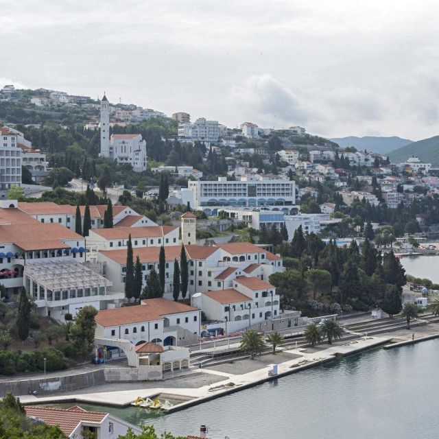 Neum