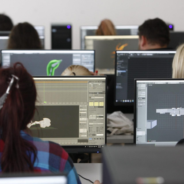 Gaming hub u Novskoj gdje 16 startupova razvija racunalne i mobilne igrice, dio projekta PISMO Sisačko-moslavačke županije