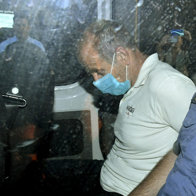 Harald Kopitz u pratnji policije