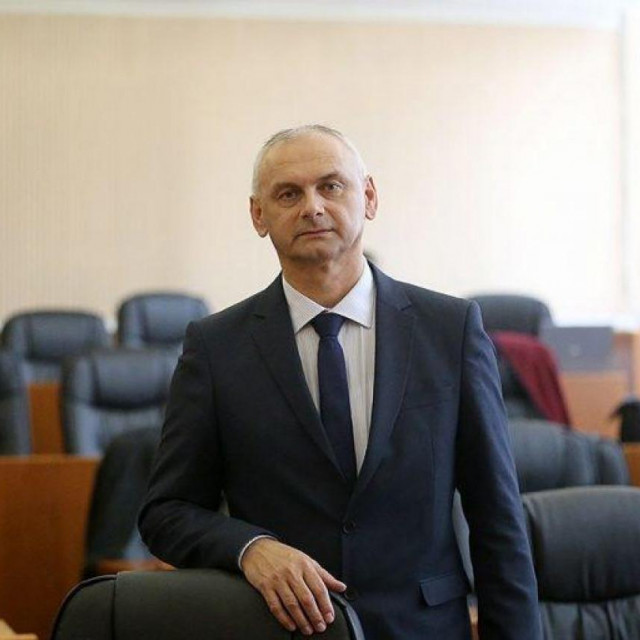 Dr. Miroslav Venus