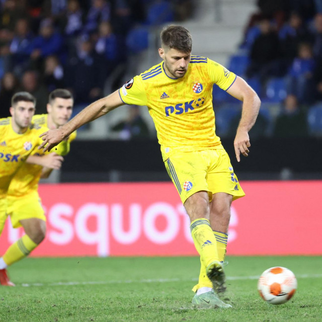 Bruno Petković danas je zabio dvaput s bijele točke