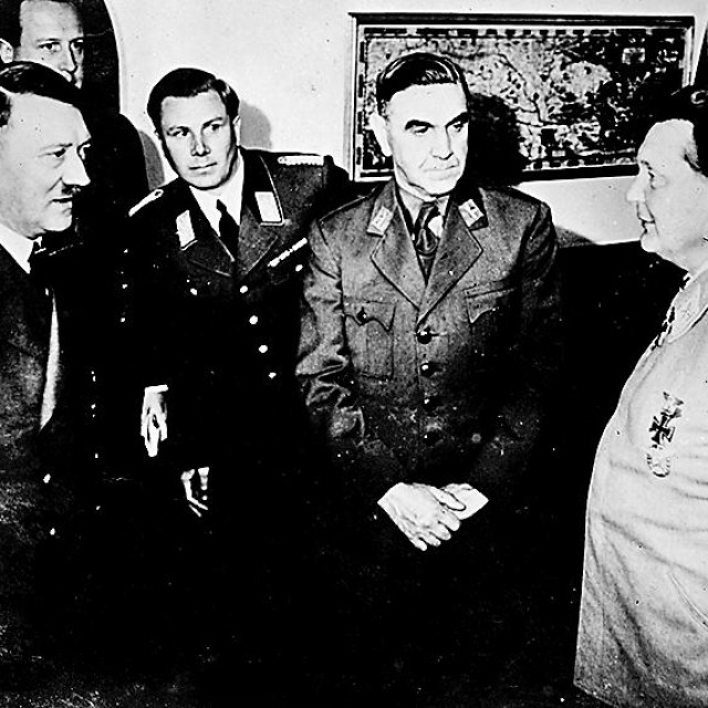 Adolf Hitler, Ante Pavelić i Herman Göring