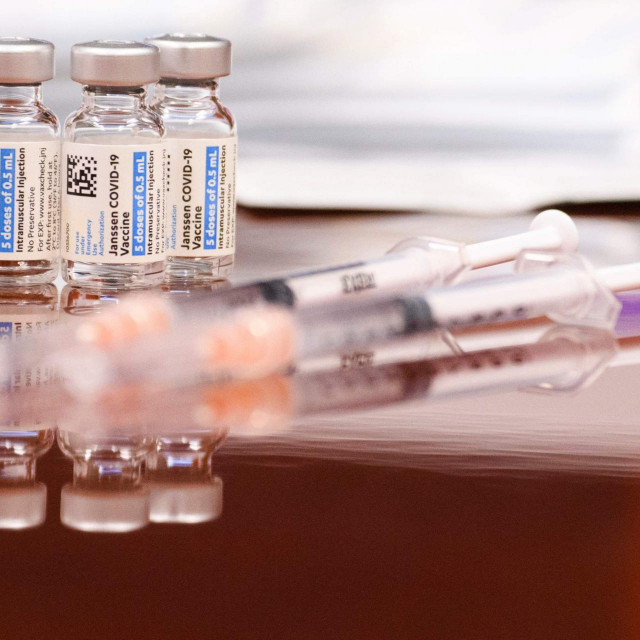 Ilustracija / doze cjepiva protiv koronavirusa