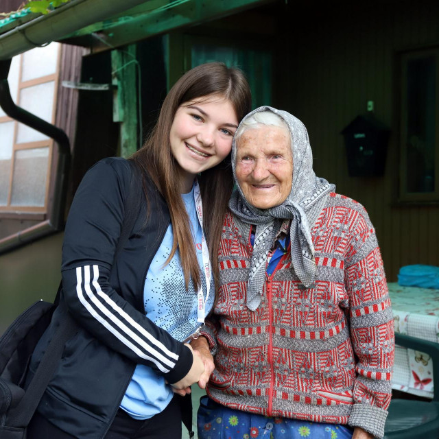 Popisivačica Lana Grobenski i Evica Tušek iz mjesta Ples
