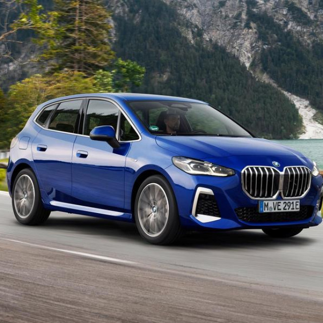 2022 BMW Serija 2 Active Tourer
