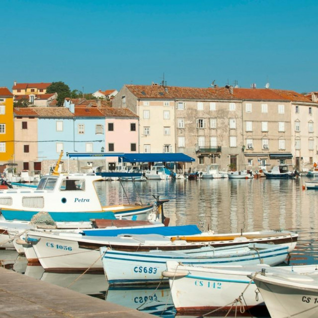 Cres