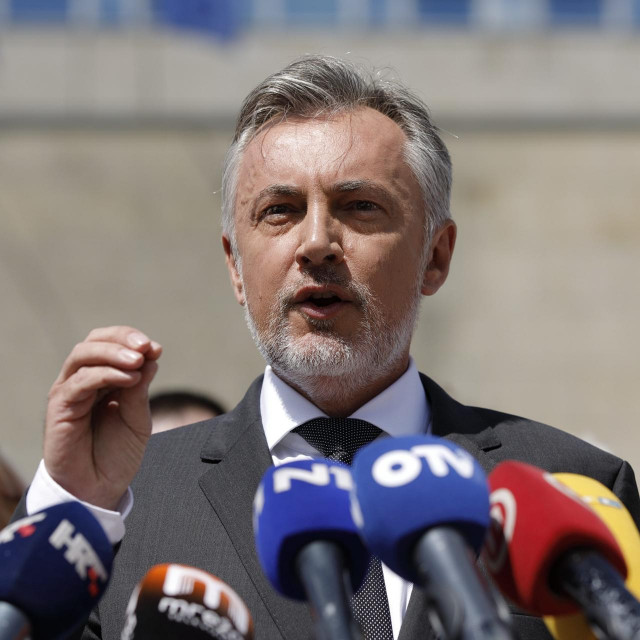 Miroslav Škoro