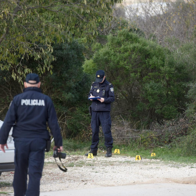 Policijska potjera, Ilustracija