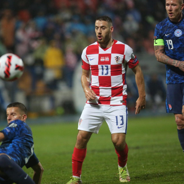Nikola Vlašić
 