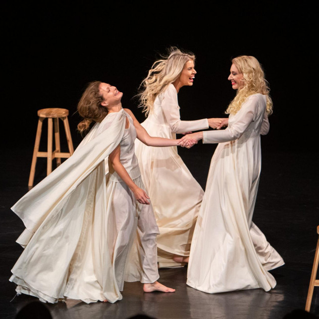 Premijera kazališne predstave Pismo svijetu
 