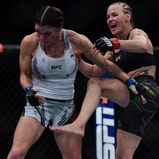 Lauren Murphy i Valentina Shevchenko (UFC 266)