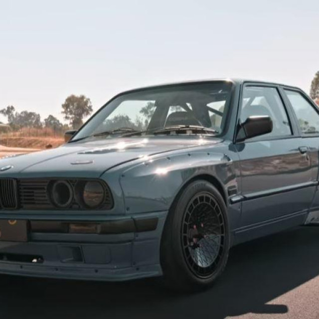 BMW Serija 3 (E30) V8