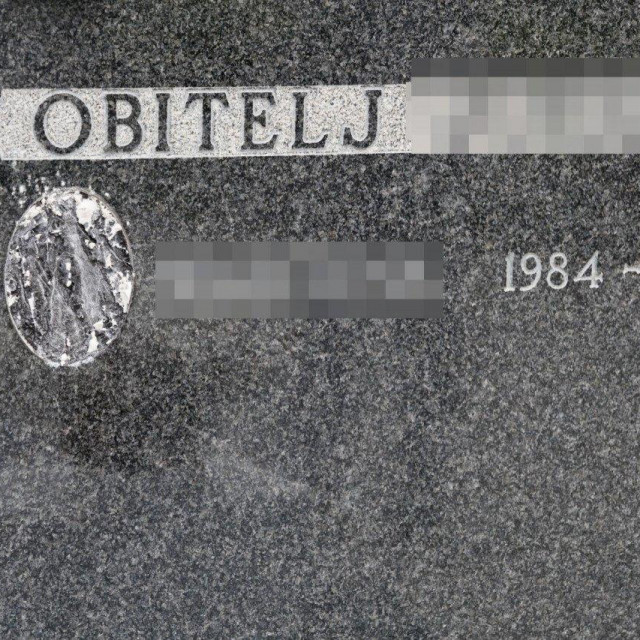 Oskvrnuti grob