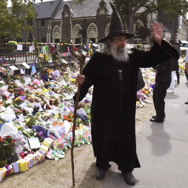 Ian Brackenbury Channell, poznatiji kao Čarobnjak s Novog Zelanda