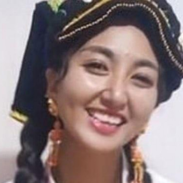 Lhamo, fotografija s društvenih mreža