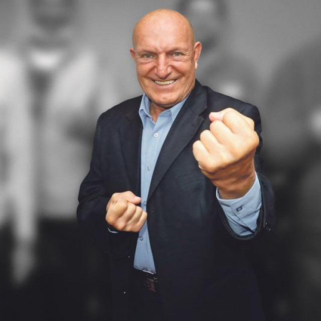 Jesu li neki Šafranićevi uspjesi zaista takvi kao što on priča, ili su preuveličani i čak falsificirani?