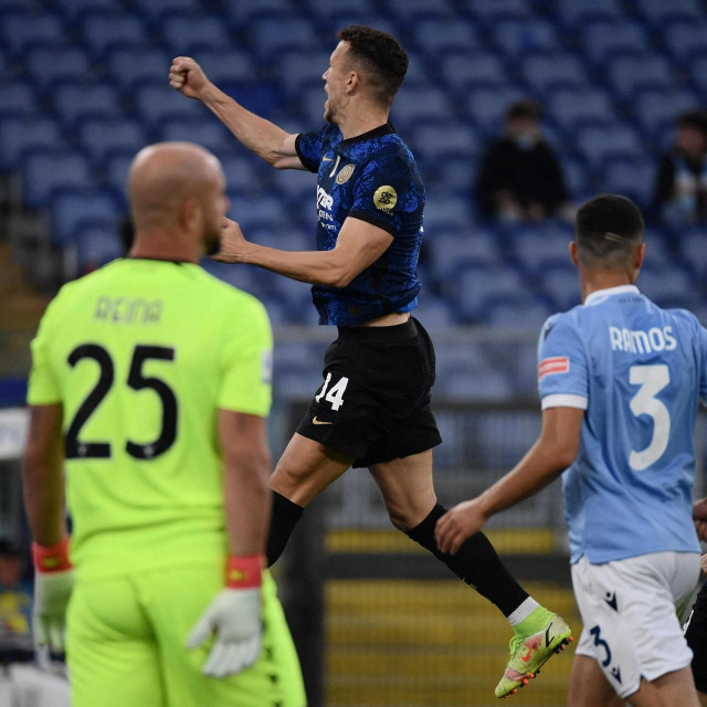 Slavlje Ivan Perišića nakon prvog gola